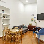 아파트 Casa Alighieri *