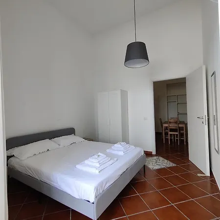 Casa Alighieri * Naples